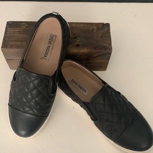 Steve Madden slip on shoes